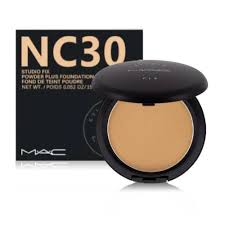 MAC Studio Fix Powder Plus Foundation - NC 30